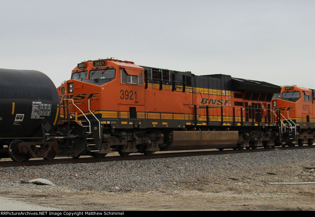 BNSF 3921